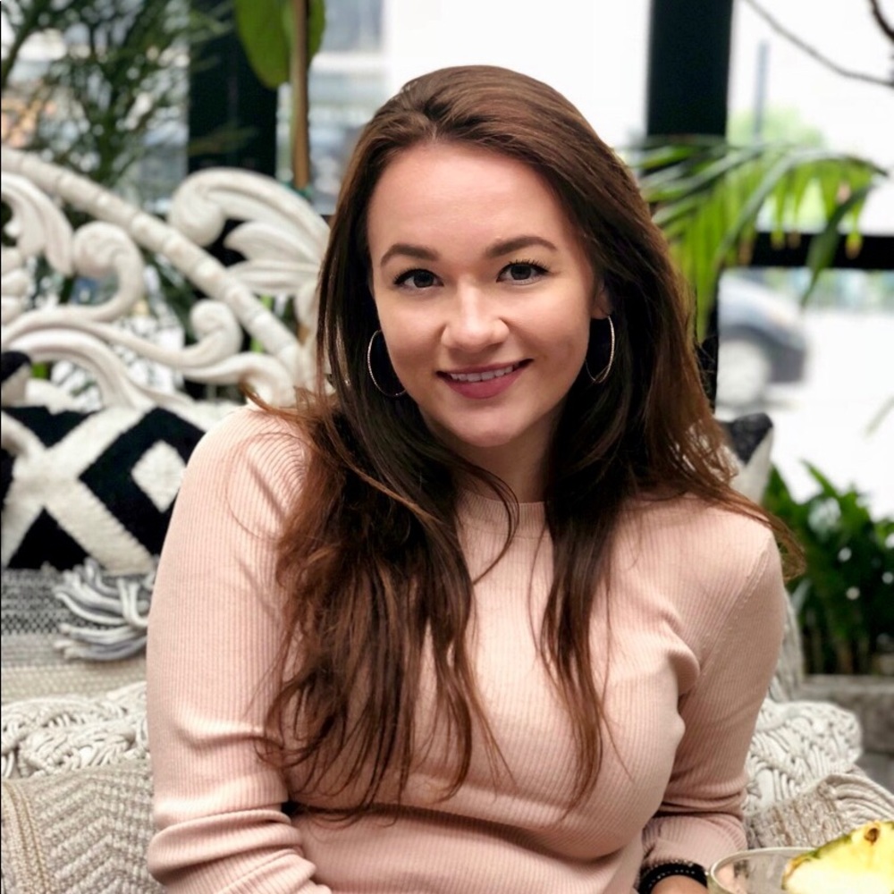 Meet your Posher, Magdalena